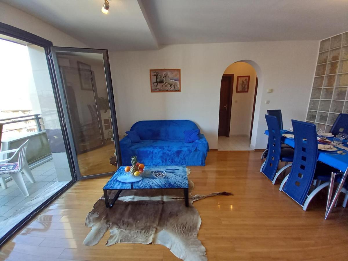 Iva Apartman プーラ エクステリア 写真