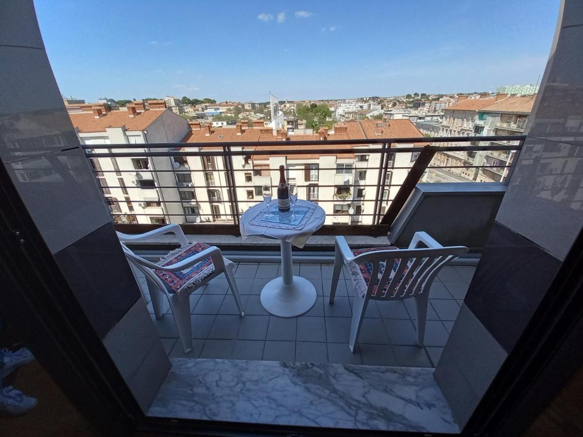 Iva Apartman プーラ エクステリア 写真