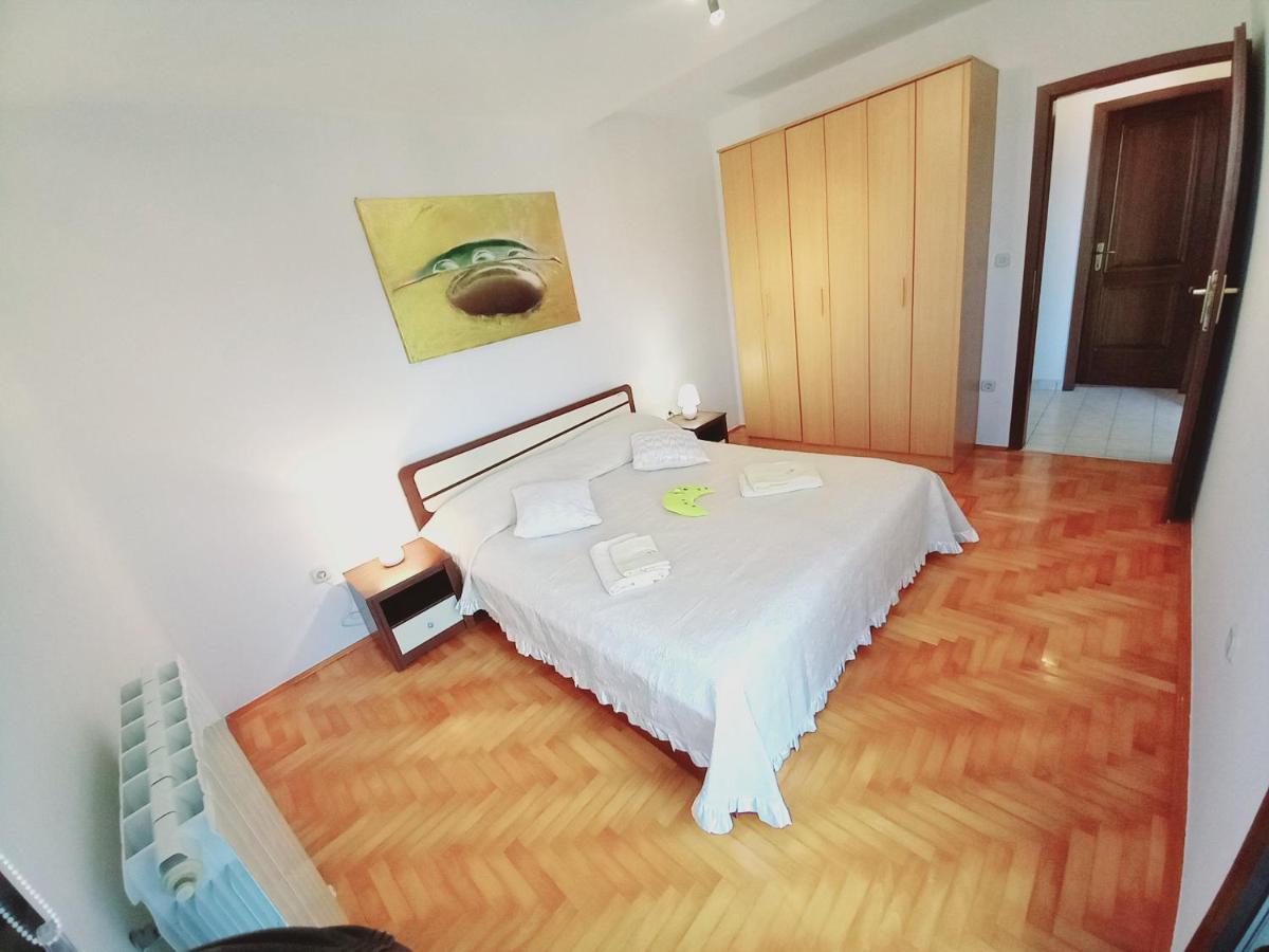 Iva Apartman プーラ エクステリア 写真