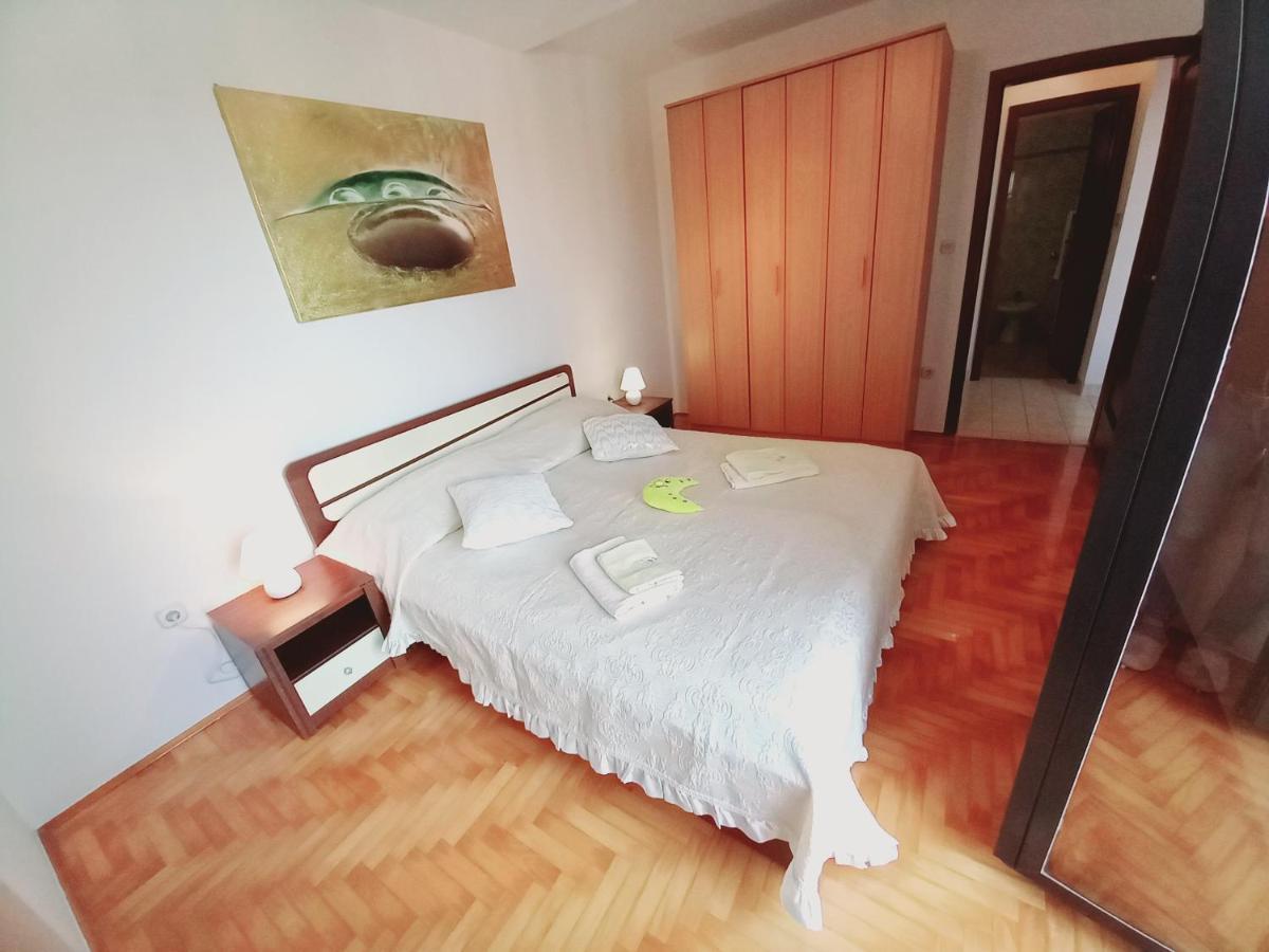 Iva Apartman プーラ エクステリア 写真